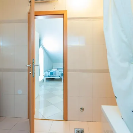 Mimoza 6, Baska, Krk アパート