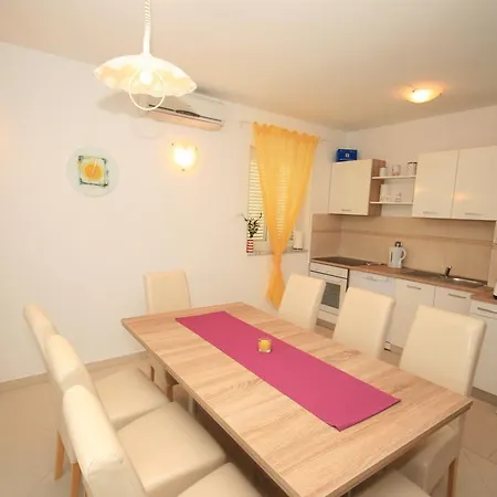 Mimoza 6, Baska, Krk Appartement Baška