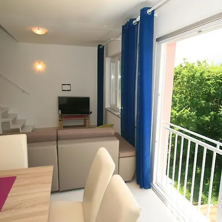 Apartment Mimoza 6, Baska, Krk *