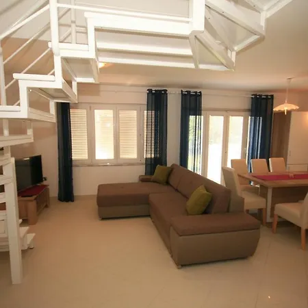 Mimoza 6, Baska, Krk Appartement
