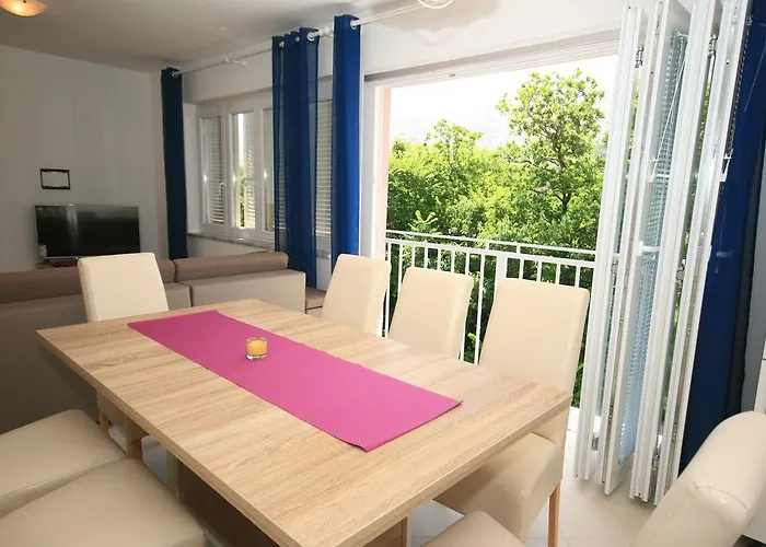 Mimoza 6, Baska, Krk