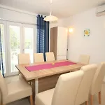 Daire Mimoza 6, Baska, Krk *